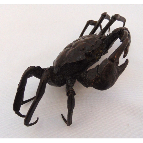 152 - A Japanese Okimono bronze figurine of a crab, 5.5 x 6.5 x 15cm