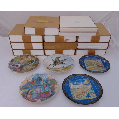 156 - Seventeen hand painted Haviland Limoges collector plates to include Wilhelm Buehler birds, most boxe... 