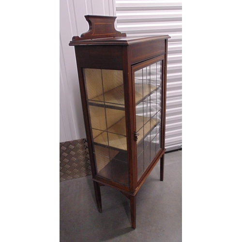 2 - An Edwardian rectangular mahogany and glass display cabinet on four tapering rectangular supports, 1... 