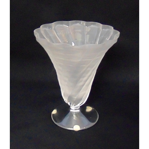 126 - Lalique frosted glass coupe de glace on circular spreading base, signed to the base Lalique France, ... 