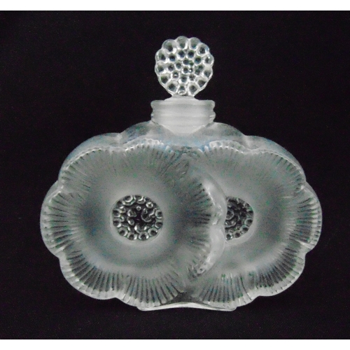 127 - Lalique Flacon Deux perfume bottle with drop stopper, signed to the base, 9.5cm (h)