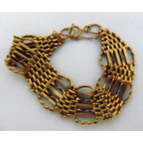 296 - 9ct yellow gold gatelink bracelet, approx total weight 26.2g