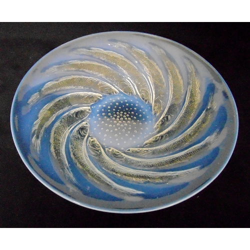 136 - R Lalique poisson dish with spiral of sardines with a field of bubbles at the base, opalescent, rais... 