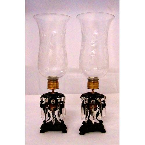 160 - A pair of late 19th century storm lanterns with engraved glass shades on bronze bases with faceted  ... 