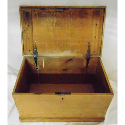 4 - A rectangular pine blanket box with hinged cover, 38.5 x 66.5 x 39.5cm