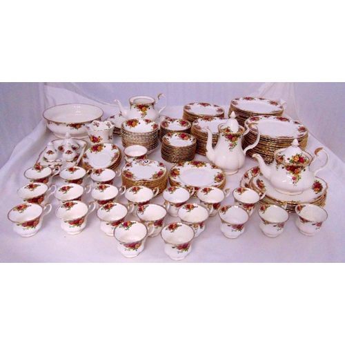 89 - Royal Albert Old Country Roses dinner and tea service to include plates, bowl, cups, saucers, servin... 