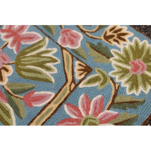 10 - Kashmir hand stitched natural dye small rug known as silk
	
Made in Kashmir

APX 150cm x 92cm