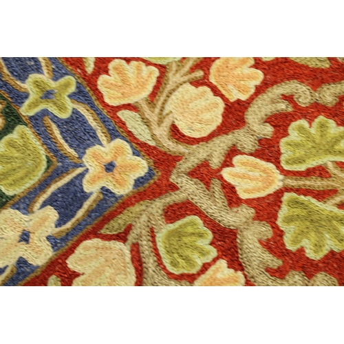 17 - Kashmir hand stitched natural dye medium rug known as silk

	
Made in Kashmir

APX 179cm x 122cm