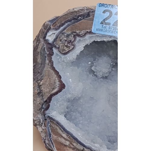 220 - Large Dugway Geode