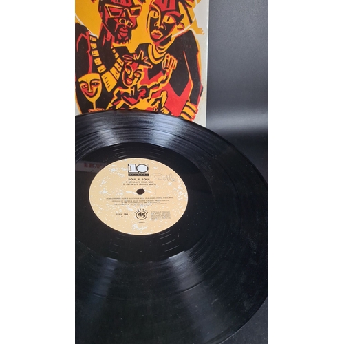 324 - 12- inch Vinyl record of Get a life by Soul II Soul, 1989, All records in this sale sold individuall... 