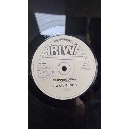 330 - Vinyl 12-inch record 