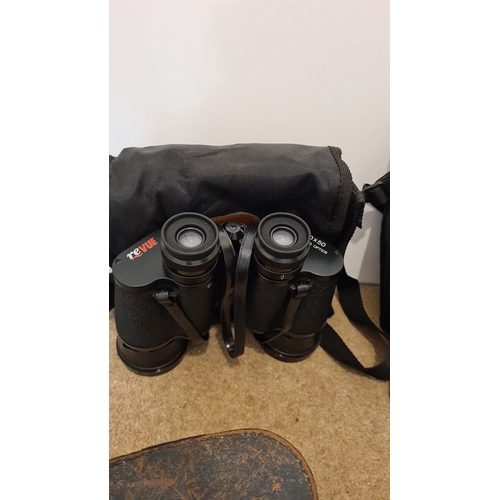 434 - Collection of 12 pairs of binoculars to include Re Vue 20 x 50, Sunagor 20 x 100 x 50, Jessops 8 x 2... 