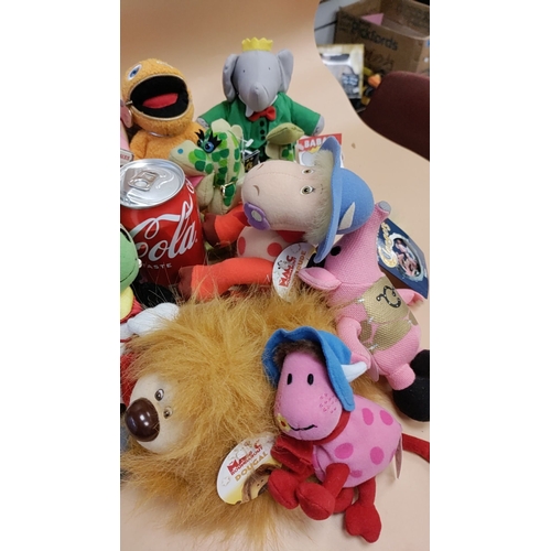 450 - Collection of vintage rare plush toys to include Magic Roundabout, Bagpuss, Clangers, Film and TV ch... 