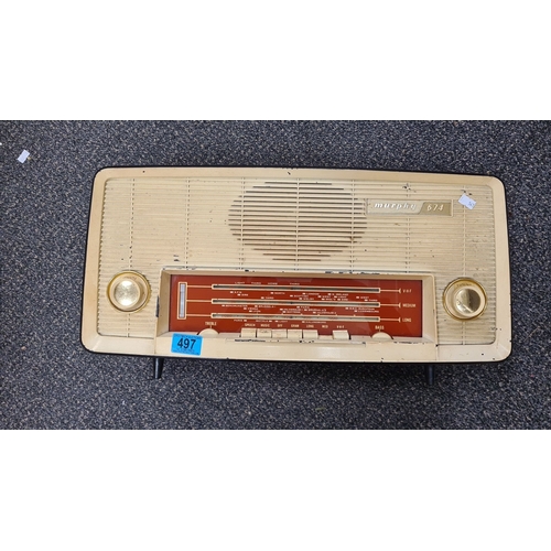 497 - Murphy 674 Valve radio in bakelite