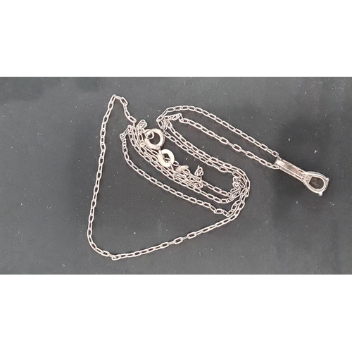 524 - 925 silver 44cm chain and pendant