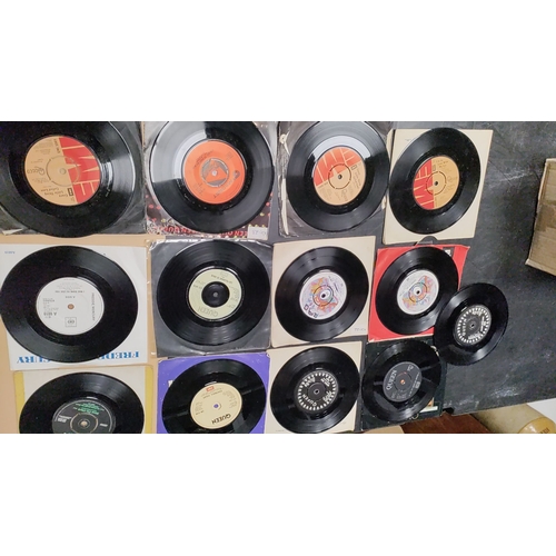 545 - Collection of 45s early Queen vinyl singles, Mixed condition