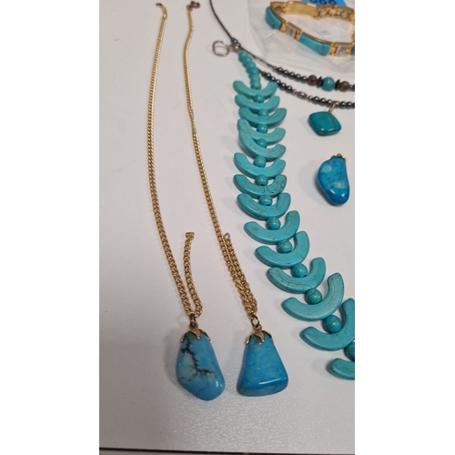 588 - Job lot of jewellery to include turquoise items