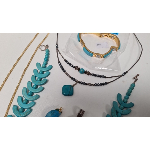 588 - Job lot of jewellery to include turquoise items