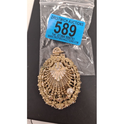 589 - Yellow metal PRESTA 17 jewel watch pendant in filigree style shell set with pearl