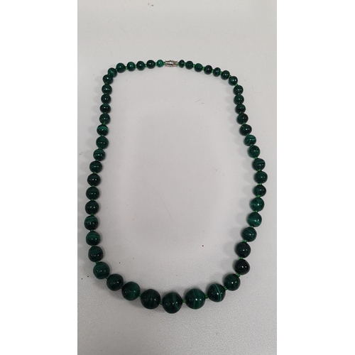 612 - Malachite beaded necklace. 50cm