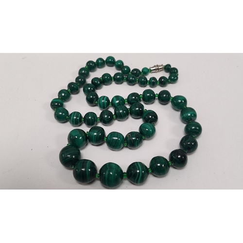 612 - Malachite beaded necklace. 50cm