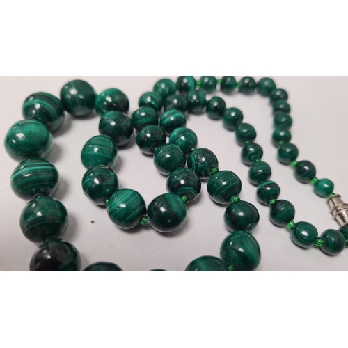 612 - Malachite beaded necklace. 50cm