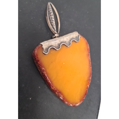 634 - 925 silver large orange agate stone pendant