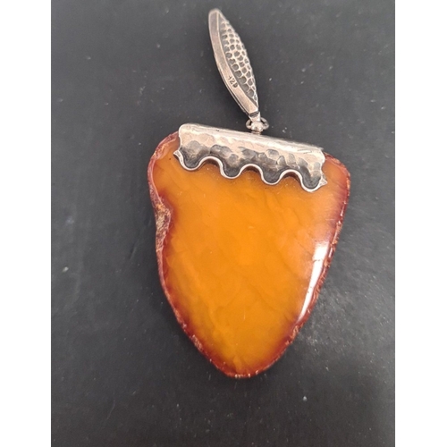 634 - 925 silver large orange agate stone pendant