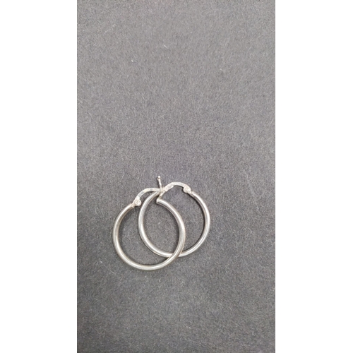 656 - White metal hoop earrings