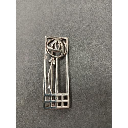 54 - 925 silver rennie macintosh style flower brooch