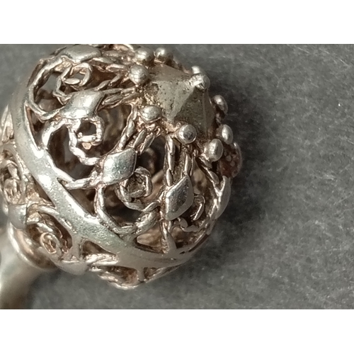 60 - Marked silver vintage filigree detail ornate jug pendant/charm 3cm