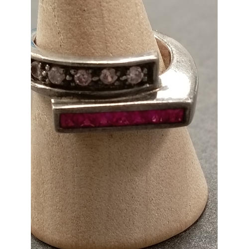 64 - Modernist 925 silver pink gemstone ring size M