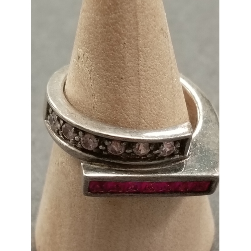 64 - Modernist 925 silver pink gemstone ring size M