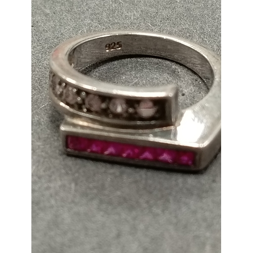 64 - Modernist 925 silver pink gemstone ring size M