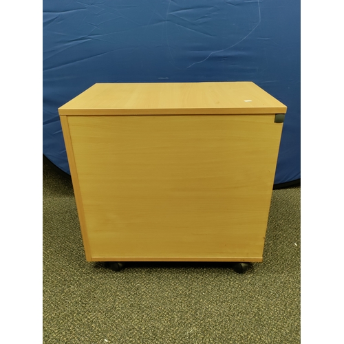 183 - Office draws on wheels with no key. H 60cm x W 41cm x D 61cm