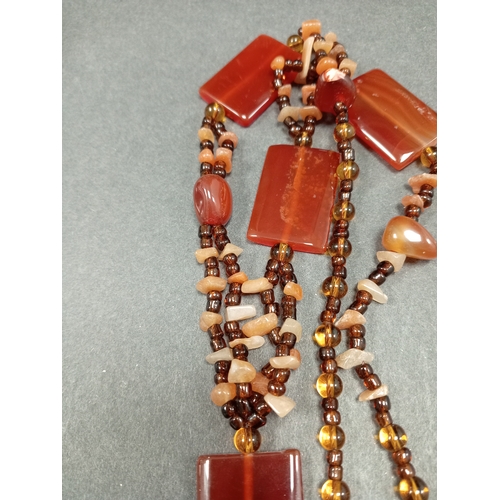 64 - Vintage bohemian Agate beaded necklace 68cm