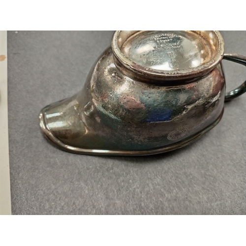 101 - Rare Cadena Cafes Limited by The Alexe Clark company London silver plated gravy boat weight 120.36 g... 