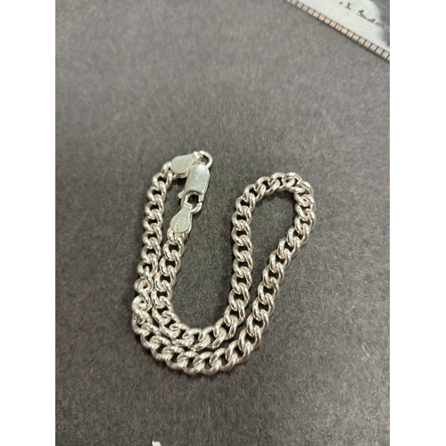 388 - 925 silver curb chain bracelet 18cm