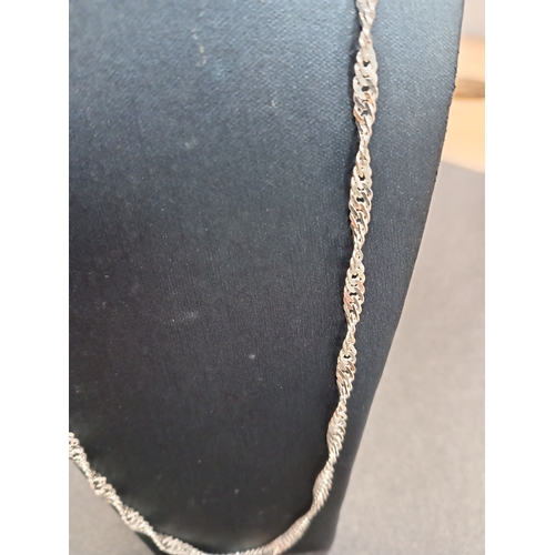 390 - 925 silver chain 44cm