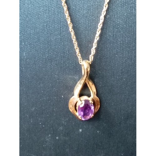 401 - 9ct gold Amethyst pendant on 9ct gold chain 48cm weight 2.64 grams