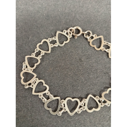 312 - 925 silver heart bracelet 14cm