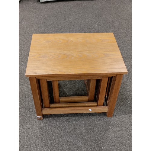 437 - A nest of three pine tables. Small H 33cm x W 31cm x D 29cm, Medium H 39cm x W 43cm x D 35cm, Large ... 