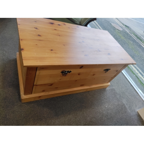 440 - Pine Coffee table with draws and shoe storage. H 51cm x W 106.5cm x D 58cm