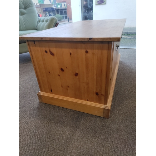 440 - Pine Coffee table with draws and shoe storage. H 51cm x W 106.5cm x D 58cm