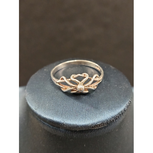 679 - 925 silver celtic knot ring size L