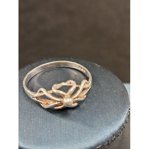 679 - 925 silver celtic knot ring size L