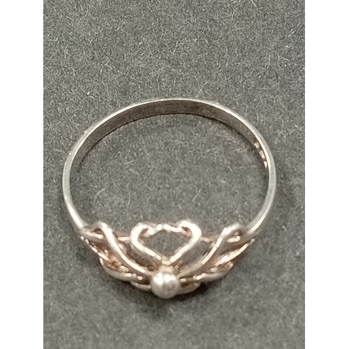 679 - 925 silver celtic knot ring size L