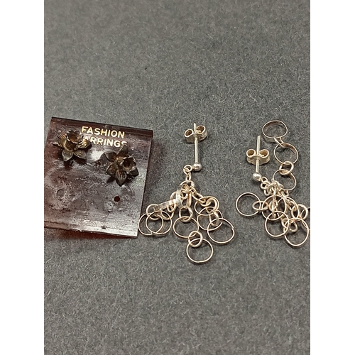 687 - 925 silver daffodil stud earrings and 925 silver danger chain earrings