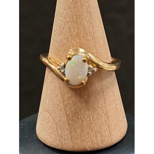 706 - 9ct gold opal ring size N weight 2.67 grams