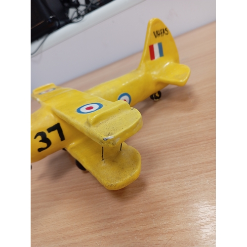 477 - Vintage ceramic aeroplane figure of a VH-FAS/A17-37 De Havilland DH-82A Tiger Moth H 12cm x L 27cm x... 